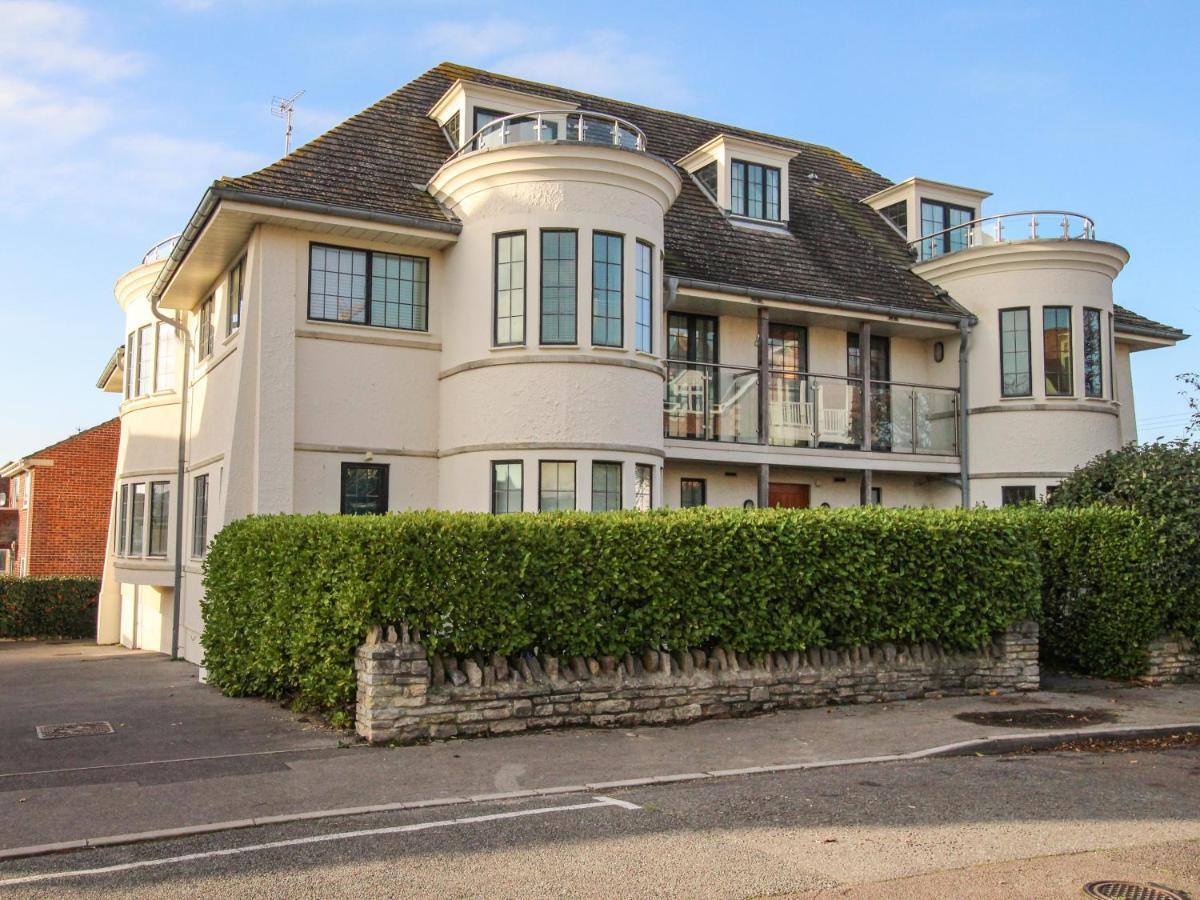 Broad Leys Apartment สวาเนจ ภายนอก รูปภาพ